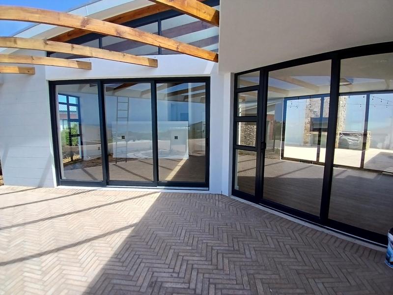 3 Bedroom Property for Sale in Stilbaai Wes Western Cape